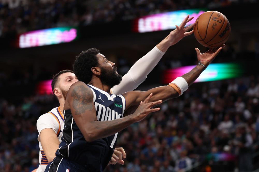 场上的拼搏 场上的拼搏