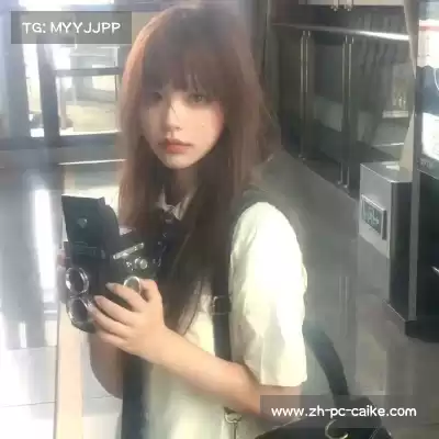 蓬盈冉